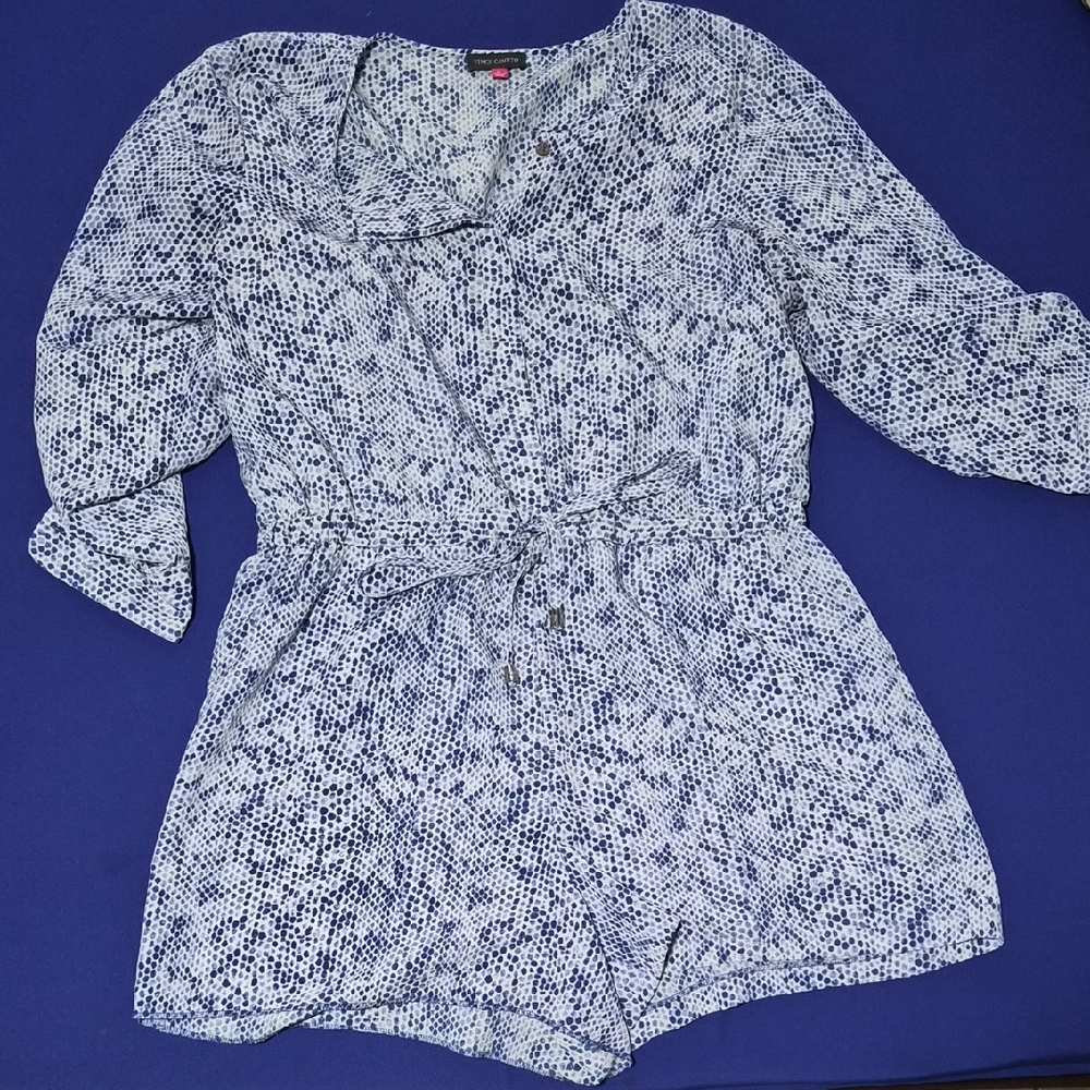 Vince Camuto White and Blue Patterned Romper